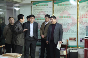 淄博市卫生局局长张鲁辛来淄博延强医院调研